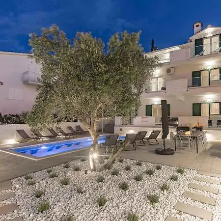 Lejlighed In Arbanija With Sea View, Terrace, Air Conditioning, Wifi 5139-3