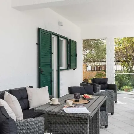 Apartamento In Arbanija With Sea View, Terrace, Air Conditioning, Wifi 5139-3 Trogir