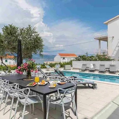 公寓 In Arbanija With Sea View, Terrace, Air Conditioning, Wifi 5139-3