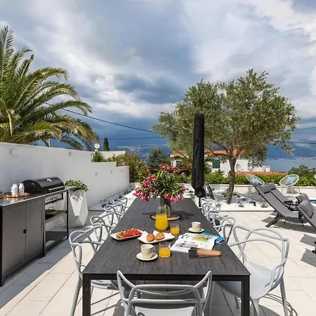 公寓 In Arbanija With Sea View, Terrace, Air Conditioning, Wifi 5139-3 *