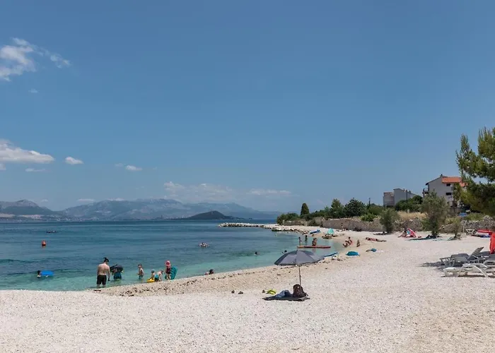 Appartement In Arbanija With Sea View, Terrace, Air Conditioning, Wifi 5139-3 Trogir
