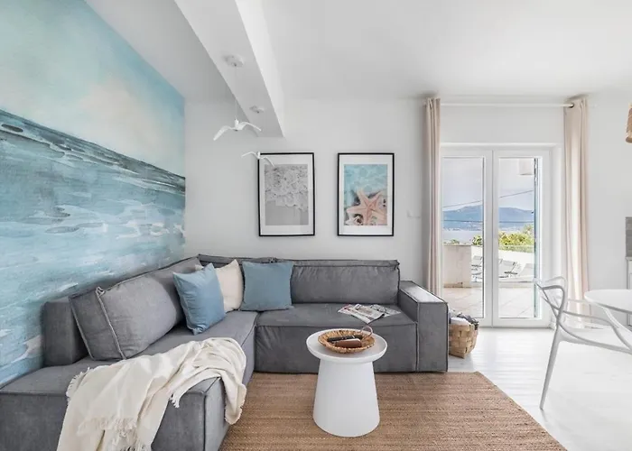 In Arbanija With Sea View, Terrace, Air Conditioning, Wifi 5139-3 Trogir