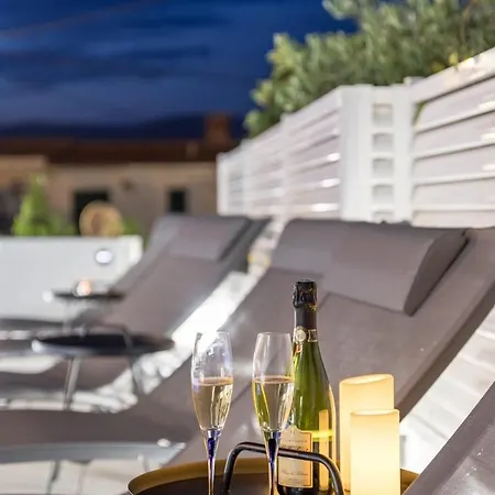 In Arbanija With Sea View, Terrace, Air Conditioning, Wifi 5139-3 Апартаменти